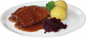 Rinderbraten Burgunder Art Serviervorschlag